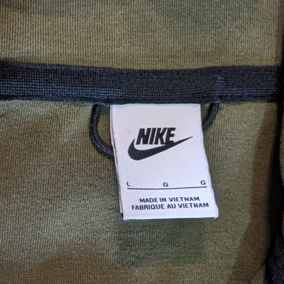 Dark Green Nike Tech Fleece - Size L - Picture 3 of 6